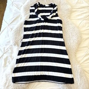 🔴4x$10   WHBM Striped Black and White Sleeveless Top